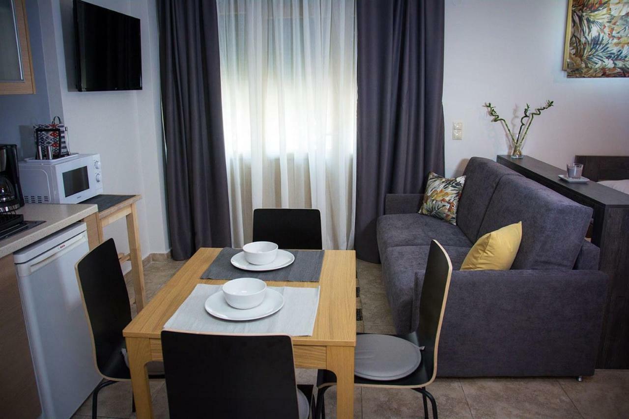Quiet Urban Studio With Private Backyard Saloniki Zewnętrze zdjęcie